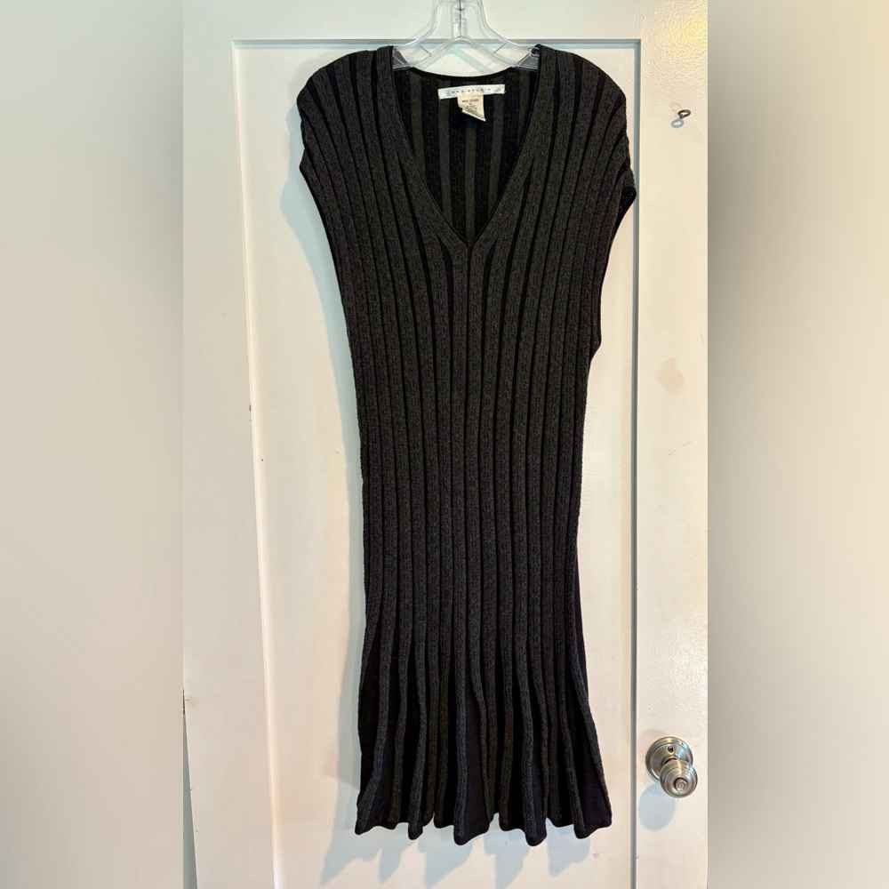 Black Sleeveless Ribbed Knit Dress